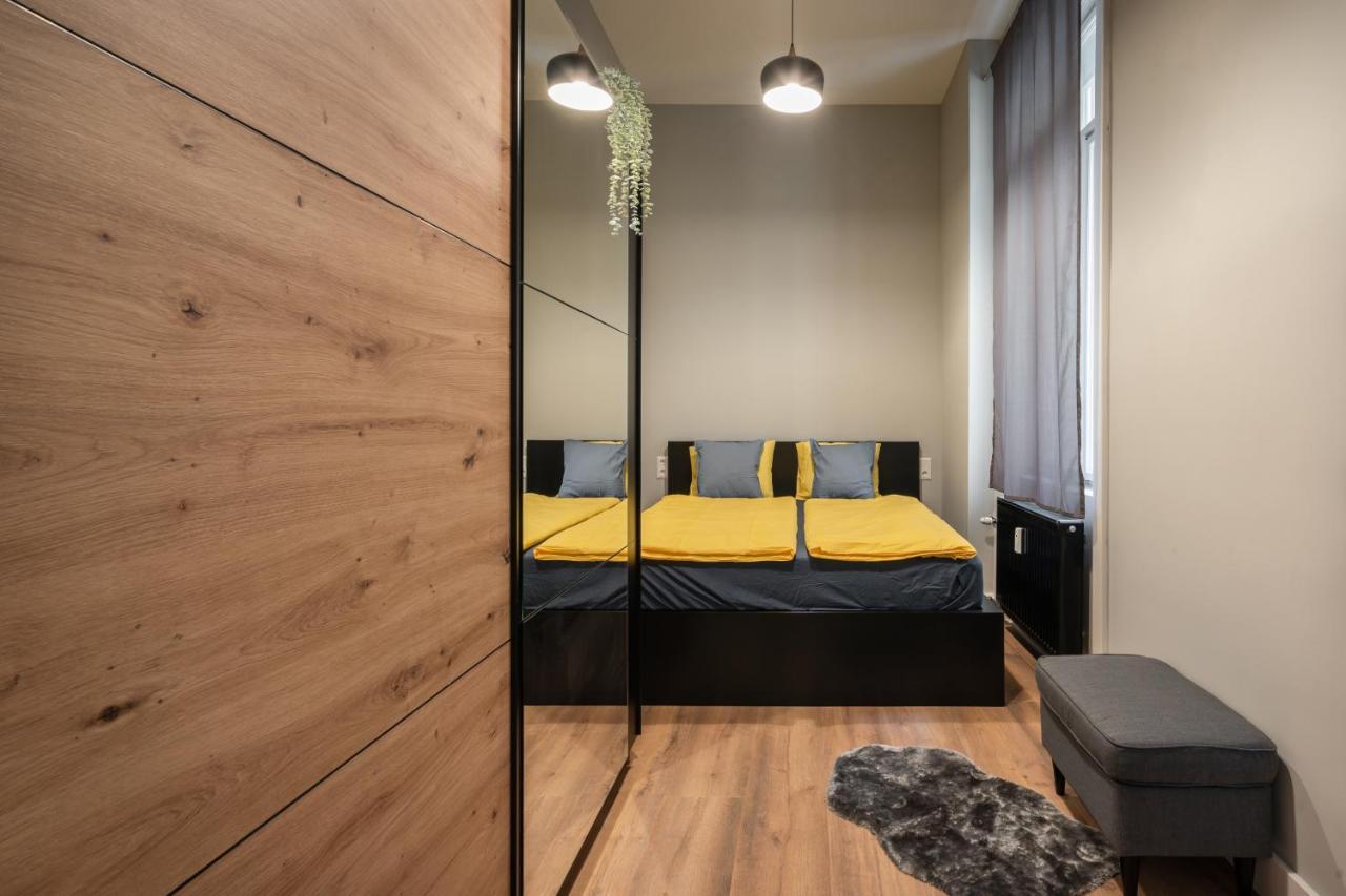 Buenos Boutique - A/C, 2 Bathrms, Amazing View Appartement Boedapest Buitenkant foto